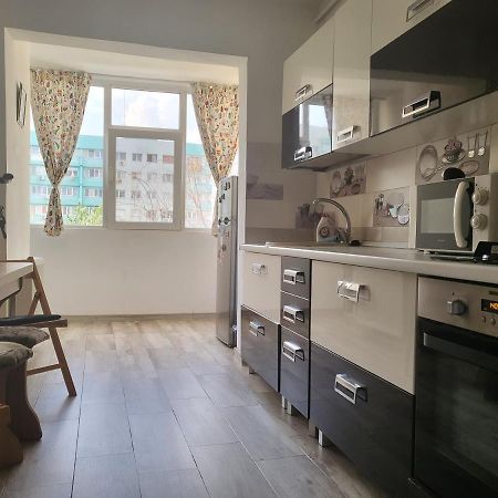 Apartament Cu 3 Camere Chiar In Inima Capitalei Бухарест Екстер'єр фото