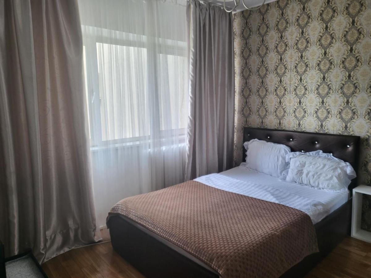 Apartament Cu 3 Camere Chiar In Inima Capitalei Бухарест Екстер'єр фото